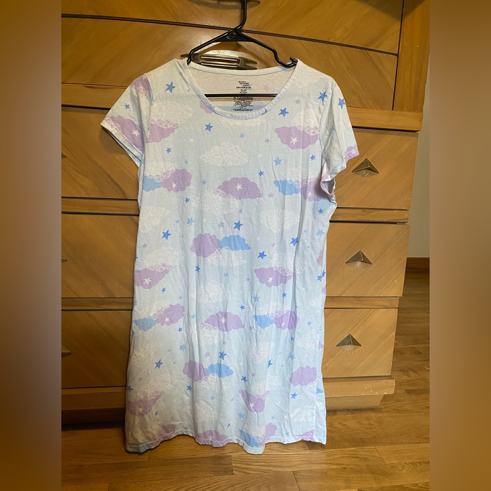 Nightgown with stars and clouds